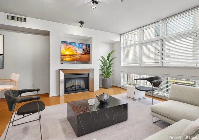 Photo 4 of Condo for sale at 17 W Mercer St #213, Seattle, WA 98119 | MLS# NWM2596613 | Listing updated on 2026-10-23