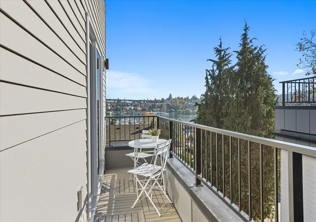 Photo 4 of Single family home for sale at 3504 Meridian Ave N, Seattle, WA 98103 | MLS# NWM2596635 | Listing updated on 2026-10-28