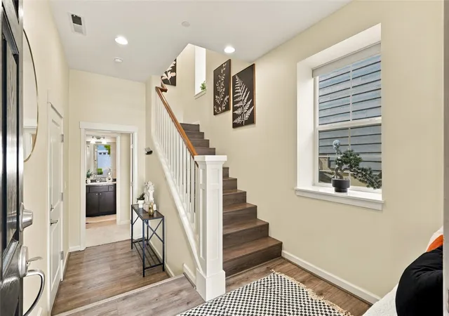 Photo 3 of Single family home for sale at 11321 178th Place Ne, Redmond, WA 98052 | MLS# NWM2596641 | Listing updated on 2026-10-22
