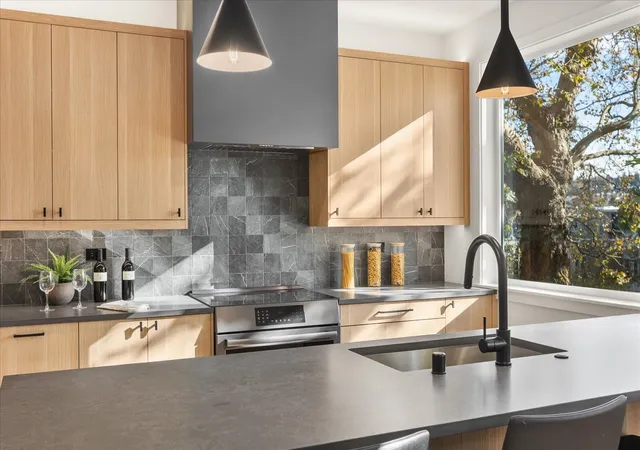 Photo 3 of Single family home for sale at 3500 Meridian Ave N, Seattle, WA 98103 | MLS# NWM2596646 | Listing updated on 2026-10-29