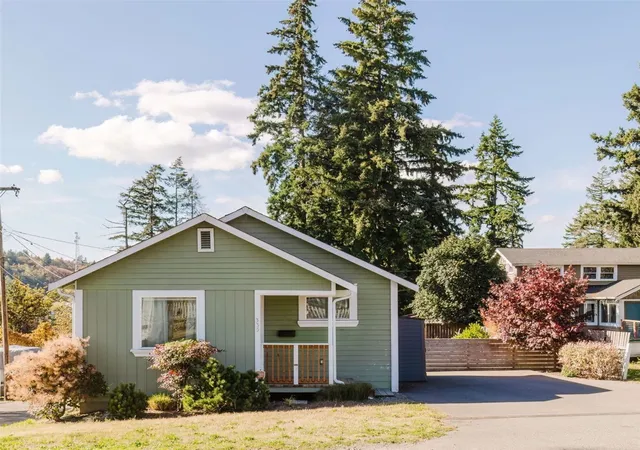 Photo 1 of Sale Pending at 335 Bremerton Blvd W, Bremerton, WA 98312 | MLS# NWM2596653 | Listing updated on 2026-10-25
