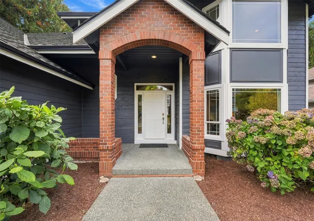 Photo 2 of Single family home for sale at 1803 229th Avenue Ne, Sammamish, WA 98074 | MLS# NWM2596662 | Listing updated on 2026-10-22