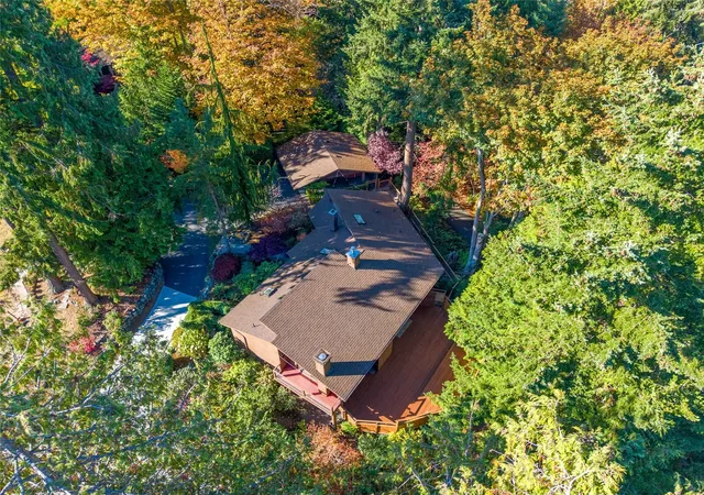 Photo 1 of Single family home for sale at 4910 Seabreeze Way, Everett, WA 98203 | MLS# NWM2596669 | Listing updated on 2026-10-22