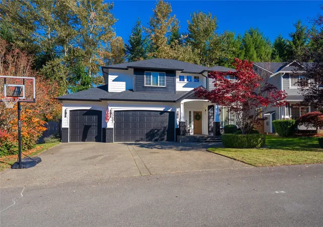 Single family home for sale at 20601 193rd Avenue Ct E, Orting, WA 98360 | MLS# NWM2596671