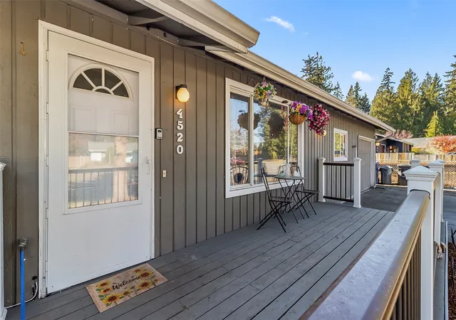 Photo 2 of Single family home for sale at 4520 121st Place Ne, Marysville, WA 98271 | MLS# NWM2596677 | Listing updated on 2026-10-26