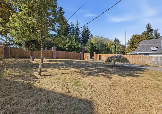 Photo 4 of Single family home for sale at 11734 14th Avenue S, Seattle, WA 98168 | MLS# NWM2596681 | Listing updated on 2026-10-22