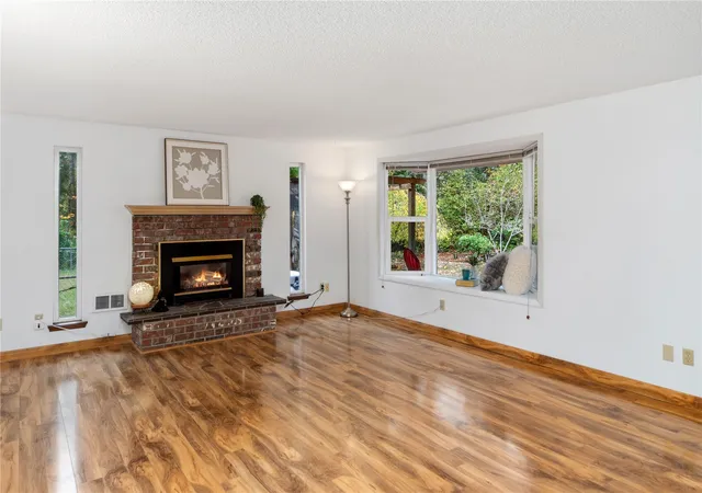 Photo 1 of Single family home for sale at 21290 E State Route 3, Belfair, WA 98528 | MLS# NWM2596688 | Listing updated on 2026-10-30