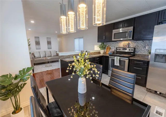 Photo 4 of Manufactured home for sale at 8515 State Ave #49, Marysville, WA 98270 | MLS# NWM2596707 | Listing updated on 2026-10-26