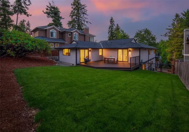 Photo 38 of Single family home for sale at 12069 Lakeside Pl NE, Seattle, WA 98125 | MLS# NWM2596727 | Listing updated on 2026-10-22