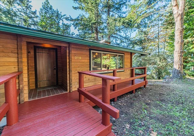 Photo 2 of Single family home for sale at 2110 Gull Way, Camano Island, WA 98282 | MLS# NWM2596730 | Listing updated on 2026-10-23