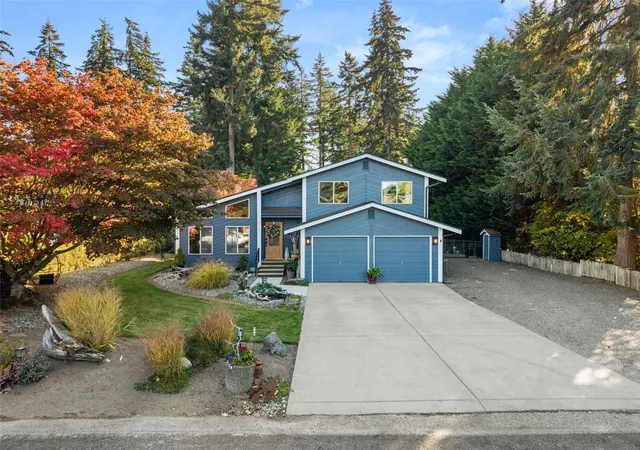 Photo 2 of Sale Pending at 11604 148th Street E, Puyallup, WA 98374 | MLS# NWM2596744 | Listing updated on 2026-10-24