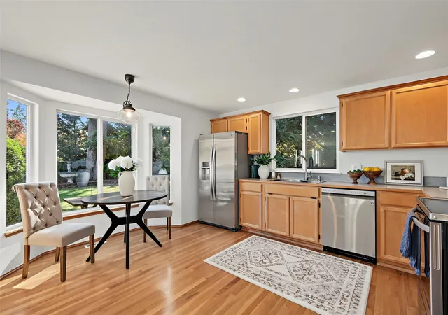 Photo 4 of Single family home for sale at 17620 SE 259th Court, Kent, WA 98042 | MLS# NWM2596751 | Listing updated on 2026-10-23