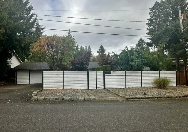 Photo 1 of Single family home for sale at 426 S 193rd Street, Des Moines, WA 98148 | MLS# NWM2596756 | Listing updated on 2026-10-22