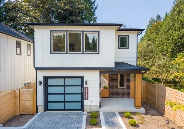 Photo 1 of Single family home for sale at 11249 108th Avenue Ne, Kirkland, WA 98033 | MLS# NWM2596778 | Listing updated on 2026-10-27