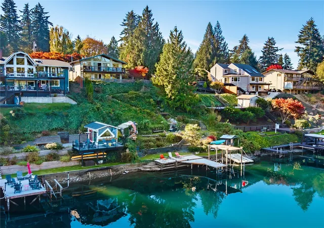 Photo 1 of Single family home for sale at 3609 Lakerige Dr E, Lake Tapps, WA 98391 | MLS# NWM2596779 | Listing updated on 2026-10-23