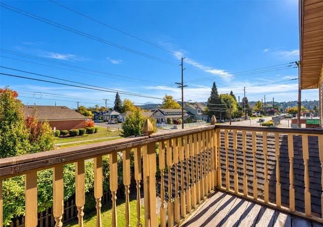 Photo 1 of Single family home for sale at 412 5th Street SW, Puyallup, WA 98371 | MLS# NWM2596785 | Listing updated on 2026-10-23
