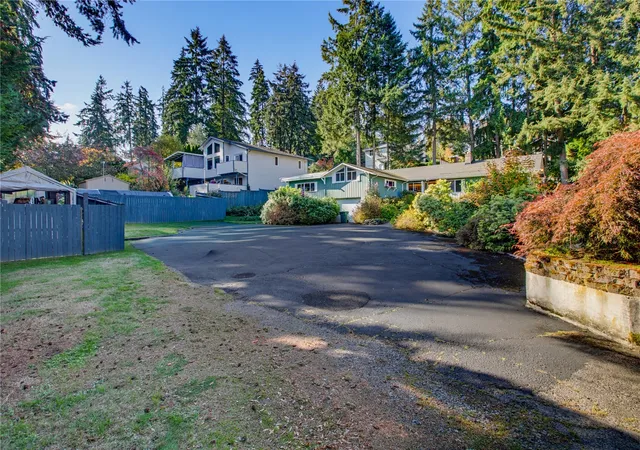Photo 2 of Single family home for sale at 3512 69th Avenue W, University Place, WA 98466 | MLS# NWM2596786 | Listing updated on 2026-10-22