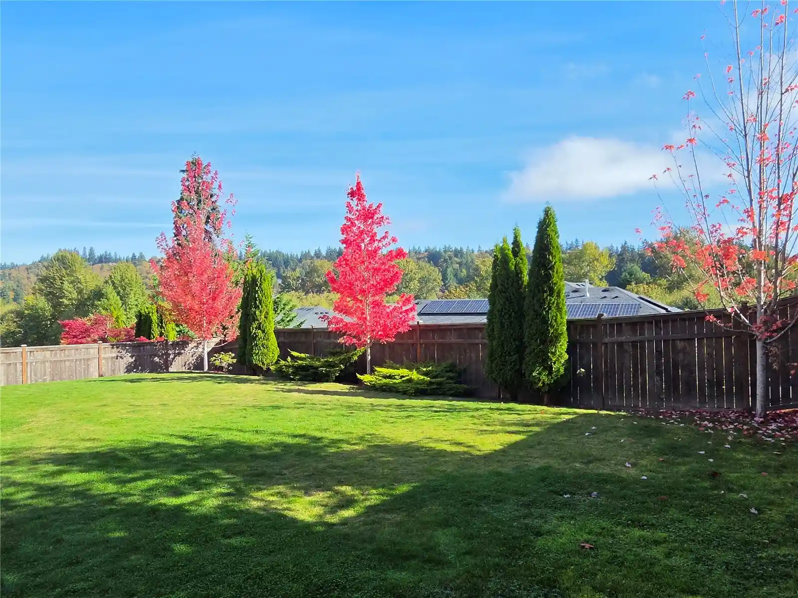 Photo 3 of Single family home for sale at 14530 98th Avenue Ne, Bothell, WA 98011 | MLS# NWM2596807 | Listing updated on 2026-10-24