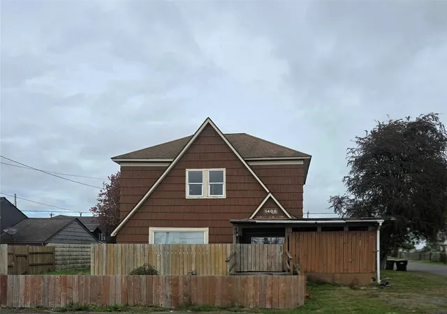 Photo 1 of Single family home for sale at 1400 West 1st, Aberdeen, WA 98520 | MLS# NWM2596817 | Listing updated on 2026-10-23