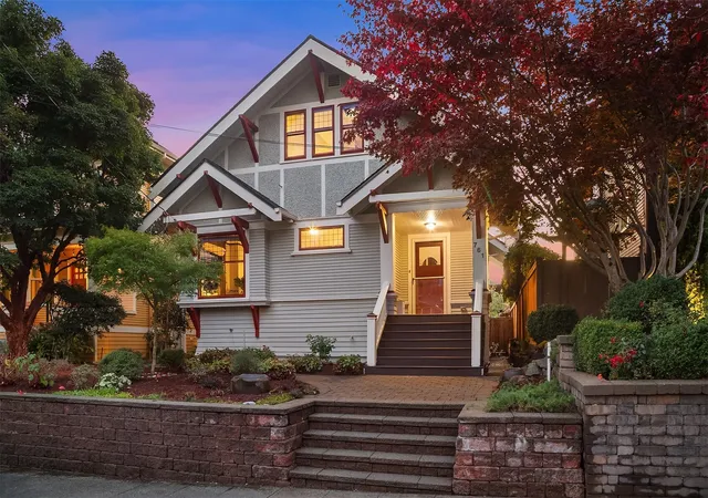 Single family home for sale at 761 32nd Avenue, Seattle, WA 98122 | MLS# NWM2596819