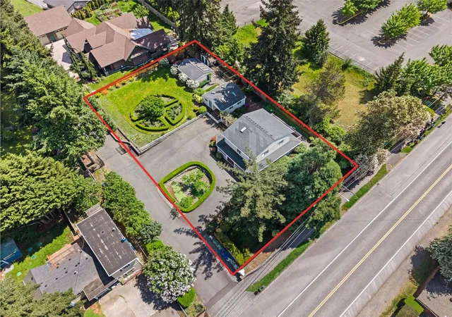 Photo 2 of Single family home for sale at 19702 8th Avenue S, Des Moines, WA 98148 | MLS# NWM2596821 | Listing updated on 2026-10-23