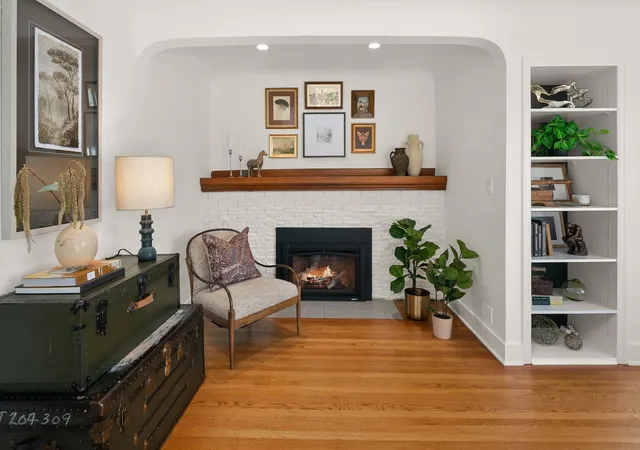 Photo 4 of Single family home for sale at 7216 34th Avenue NW, Seattle, WA 98117 | MLS# NWM2596838 | Listing updated on 2026-10-23