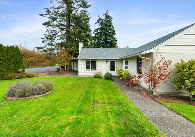 Photo 3 of Single family home for sale at 4419 Loomis Trl Rd, Blaine, WA 98230 | MLS# NWM2596845 | Listing updated on 2026-10-29