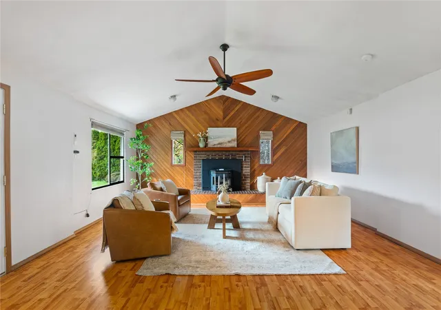 Photo 4 of Single family home for sale at 4419 Loomis Trl Rd, Blaine, WA 98230 | MLS# NWM2596845 | Listing updated on 2026-10-29