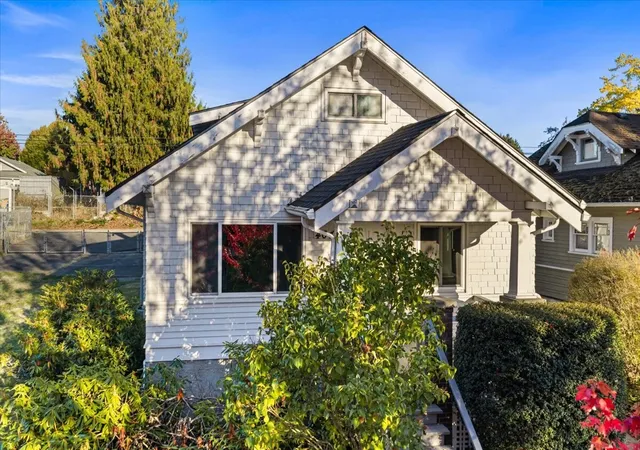 Photo 1 of Single family home for sale at 4041 S Bell St, Tacoma, WA 98418 | MLS# NWM2596881 | Listing updated on 2026-10-23