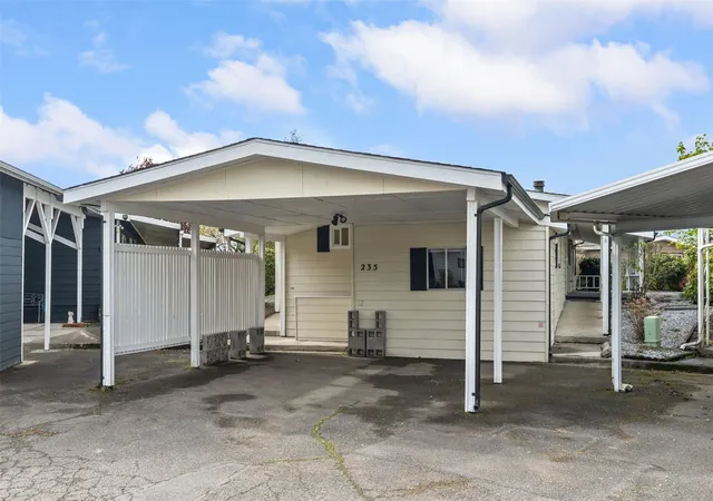 Photo 3 of Single family home for sale at 1402 22nd Street NE #235, Auburn, WA 98002 | MLS# NWM2596885 | Listing updated on 2026-10-22
