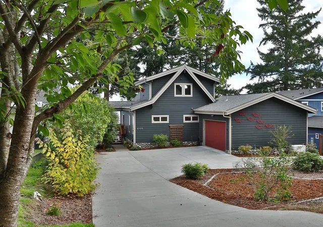 Photo 1 of Single family home for sale at 4159 Saratoga Rd, Langley, WA 98260 | MLS# NWM2596889 | Listing updated on 2026-10-23