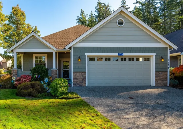 Single family home for sale at 1779 Grand Ave, Mount Vernon, WA 98274 | MLS# NWM2596891
