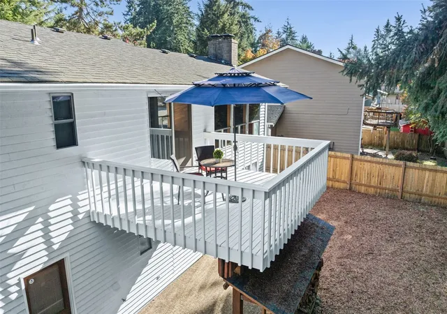 Photo 4 of Single family home for sale at 31711 25th Avenue SW, Federal Way, WA 98023 | MLS# NWM2596892 | Listing updated on 2026-10-23
