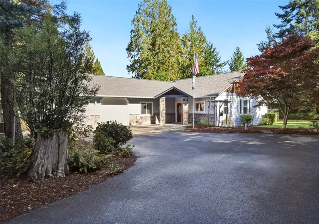 Photo 1 of Single family home for sale at 2702 33rd Trail Ne, Olympia, WA 98506 | MLS# NWM2596907 | Listing updated on 2026-10-25