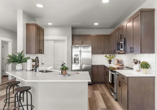 Photo 1 of Single family home for sale at 4345 W Cove Dr, Moses Lake, WA 98837 | MLS# NWM2596908 | Listing updated on 2026-10-22