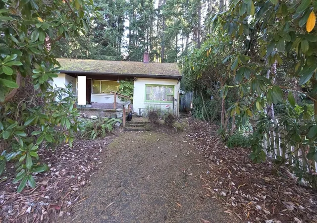 Photo 1 of Single family home for sale at 18302 N Evanston Ave, Shoreline, WA 98133 | MLS# NWM2596911 | Listing updated on 2026-10-22