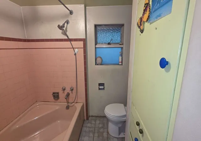 Photo 1 of Single family home for sale at 18302 N Evanston Ave, Shoreline, WA 98133 | MLS# NWM2596911 | Listing updated on 2026-10-22