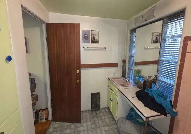 Photo 2 of Single family home for sale at 18302 N Evanston Ave, Shoreline, WA 98133 | MLS# NWM2596911 | Listing updated on 2026-10-22