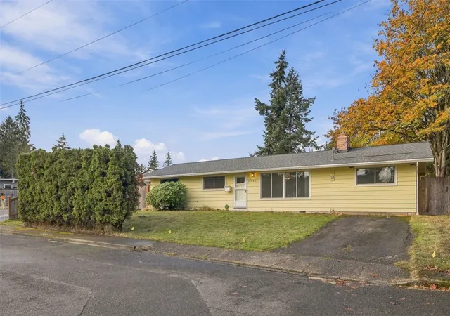 Photo 1 of Single family home for sale at 21402 54th Place W, Mountlake Terrace, WA 98043 | MLS# NWM2596916 | Listing updated on 2026-10-29