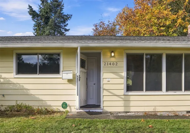 Photo 1 of Single family home for sale at 21402 54th Place W, Mountlake Terrace, WA 98043 | MLS# NWM2596916 | Listing updated on 2026-10-29