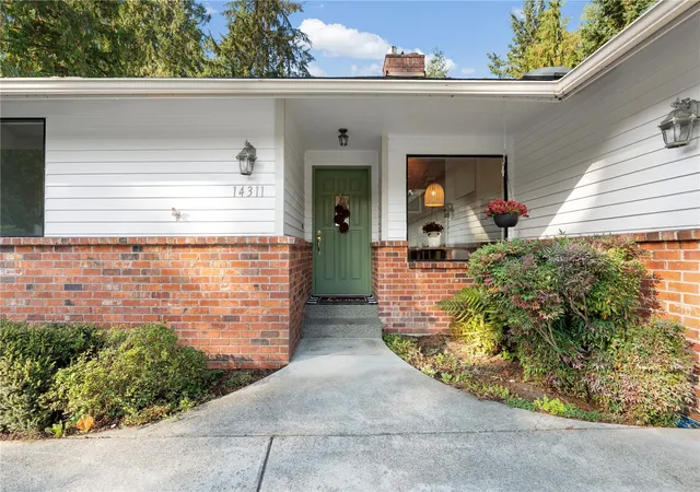 Photo 3 of Sale Pending at 14311 276th Avenue NE, Duvall, WA 98019 | MLS# NWM2596918 | Listing updated on 2026-10-27
