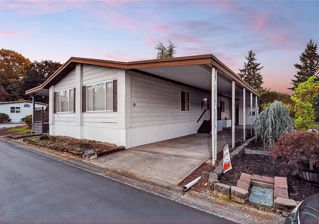 Photo 1 of Manufactured home for sale at 3611 I St NE #19, Auburn, WA 98002 | MLS# NWM2596939 | Listing updated on 2026-10-28