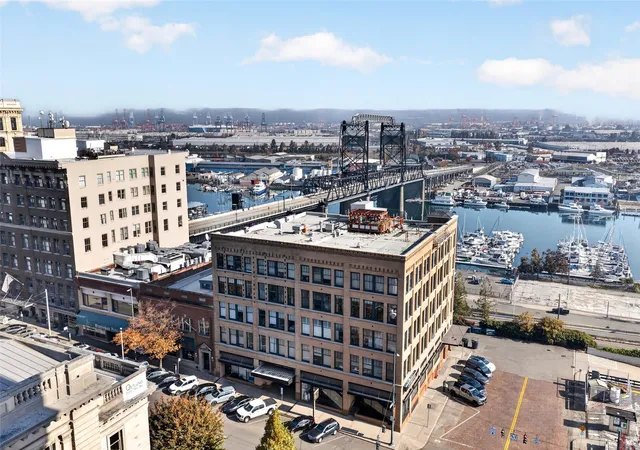 Condo for sale at 1120 Cliff Ave #405, Tacoma, WA 98402 | MLS# NWM2596952