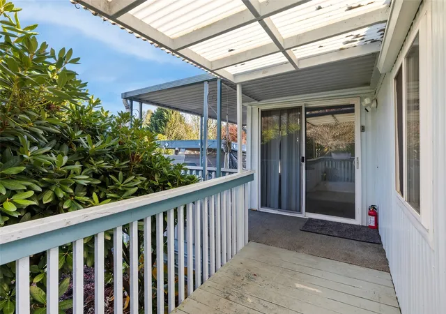 Photo 3 of Manufactured home for sale at 21429 44th Avenue W #1, Mountlake Terrace, WA 98043 | MLS# NWM2596962 | Listing updated on 2026-10-28