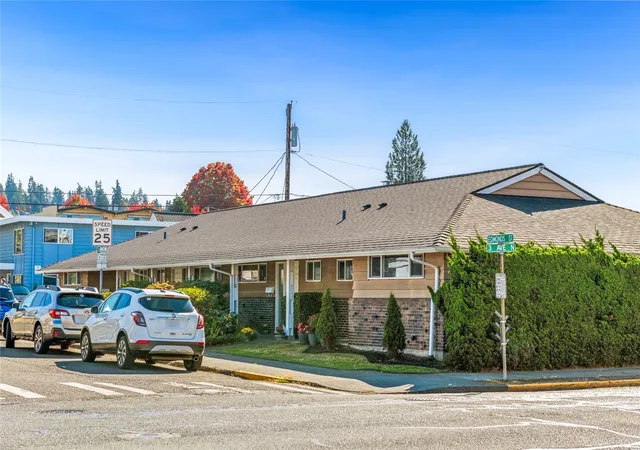 Photo 3 of Multi family home for sale at 300 Edmonds St, Edmonds, WA 98020 | MLS# NWM2596969 | Listing updated on 2026-10-22