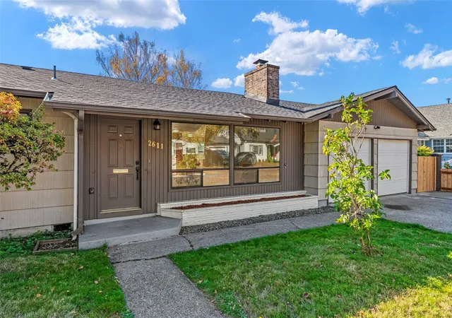 Photo 1 of Single family home for sale at 2611 Fir St, Longview, WA 98632 | MLS# NWM2596984 | Listing updated on 2026-10-23