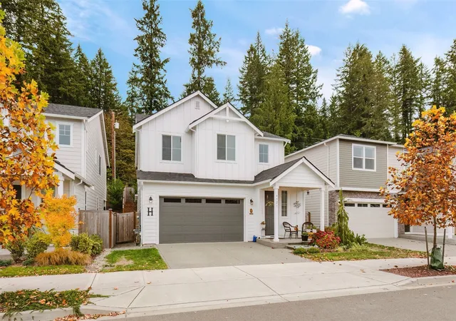 Photo 1 of Single family home for sale at 4521 Bristol Ln SE, Port Orchard, WA 98366 | MLS# NWM2596988 | Listing updated on 2026-10-27