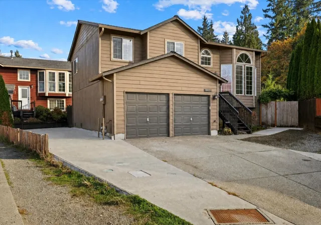 Photo 3 of Single family home for sale at 4621 195th Street NE, Arlington, WA 98223 | MLS# NWM2597003 | Listing updated on 2026-10-23