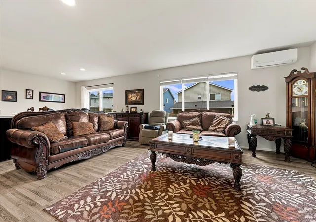 Photo 4 of Single family home for sale at 2515 167th Street Ct E, Tacoma, WA 98445 | MLS# NWM2597004 | Listing updated on 2026-10-23