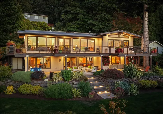 Single family home for sale at 13210 Holmes Point Dr NE, Kirkland, WA 98034 | MLS# NWM2597007